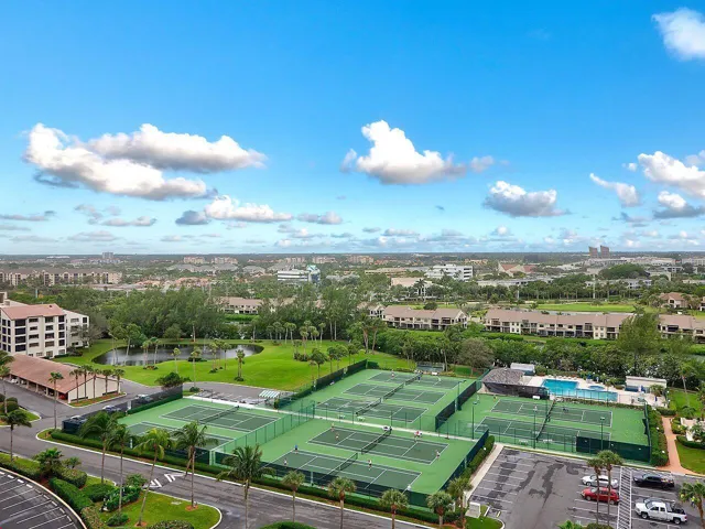 Tennis and Pickle Ball at Ocean Trail