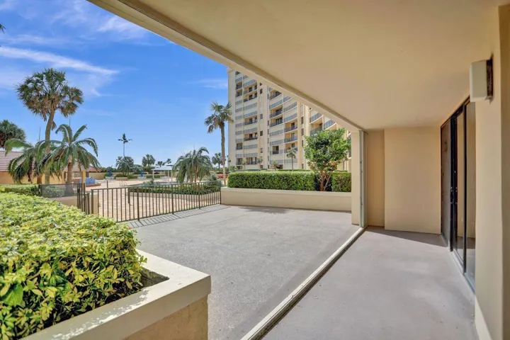 Super sized patio