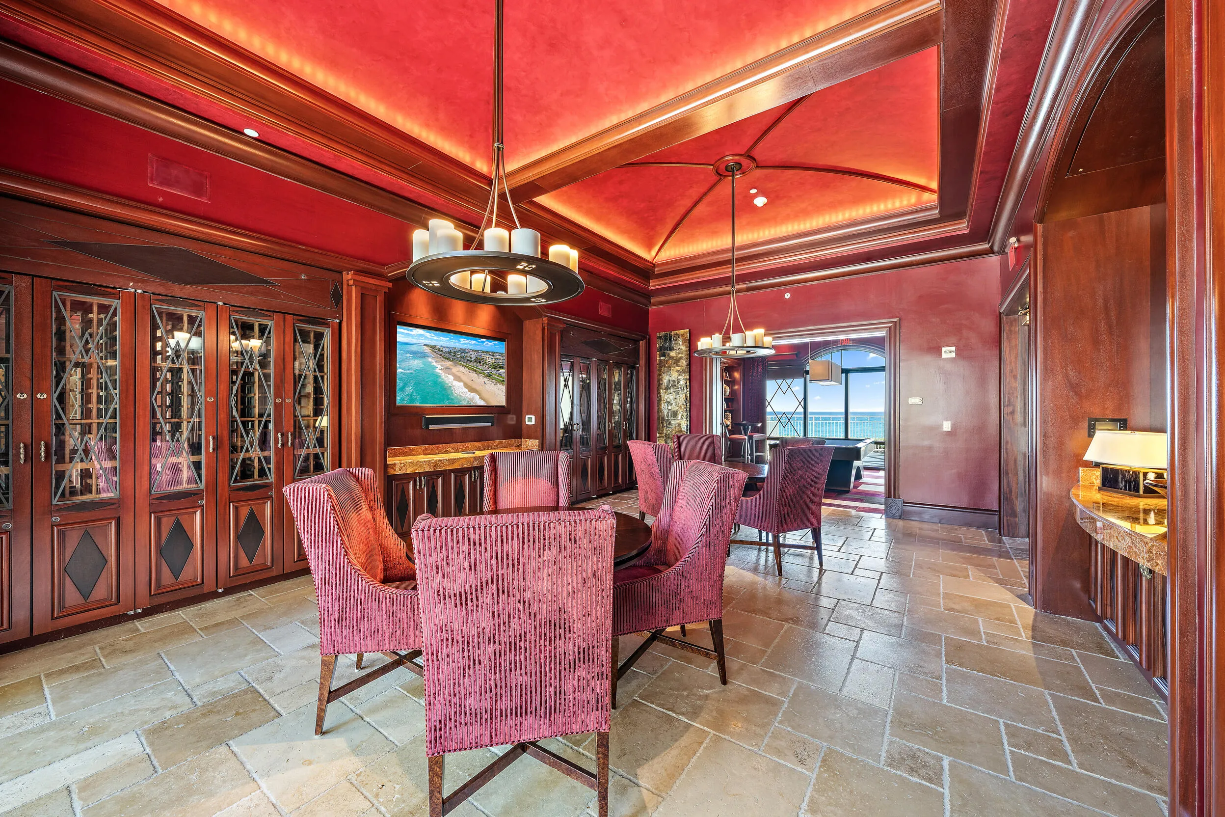 One Singer~Amenities