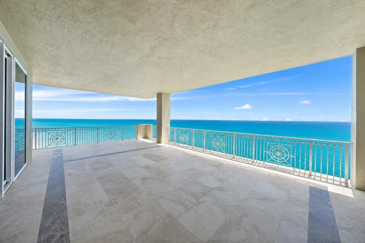 Main Balcony