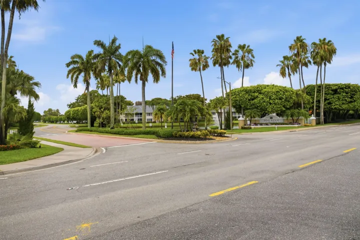 Entry of community on Hagen Ranch Rd