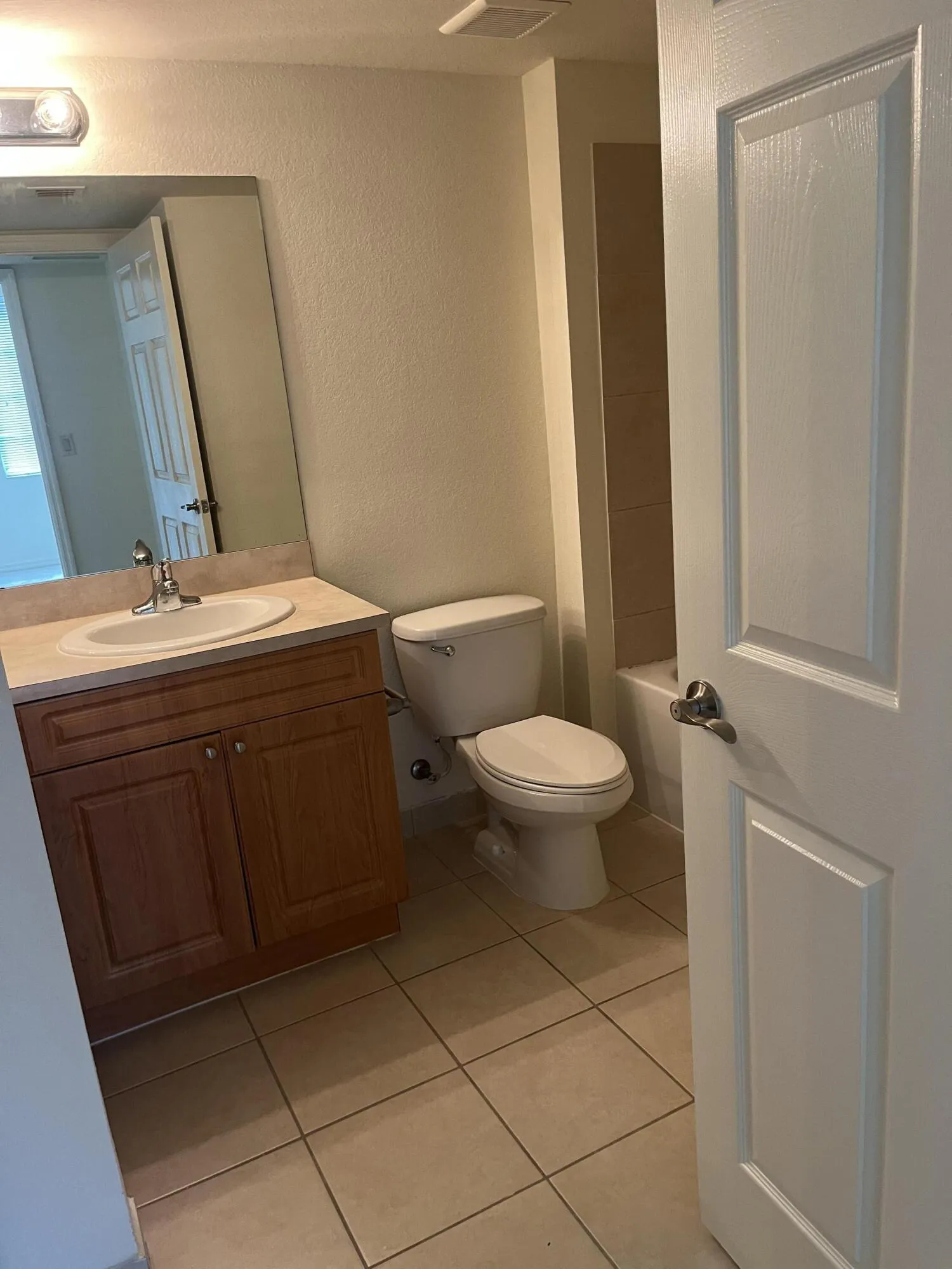 Bathroom 67147777