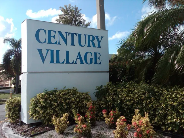 Century Village West Palm Beach monumnet