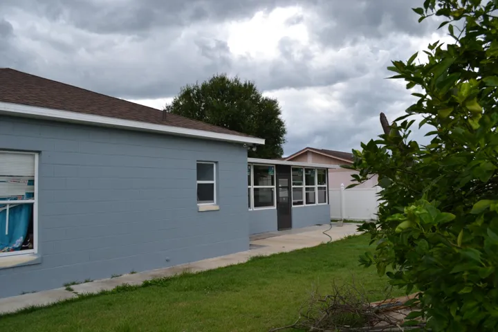 Picture 15-backyard