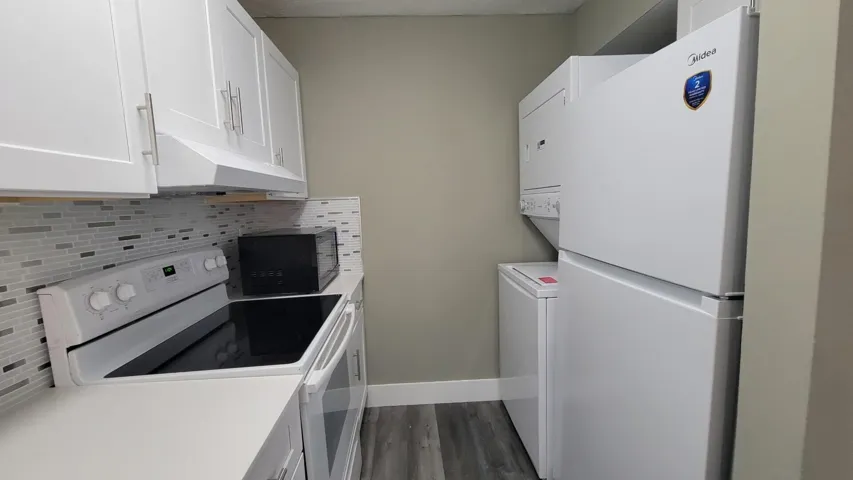 HV18
