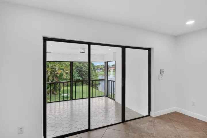 COVERED/SCREENED-IN PATIO
