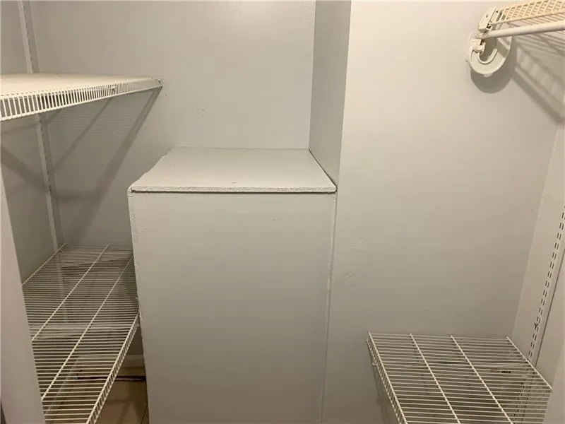 Walk In Closet