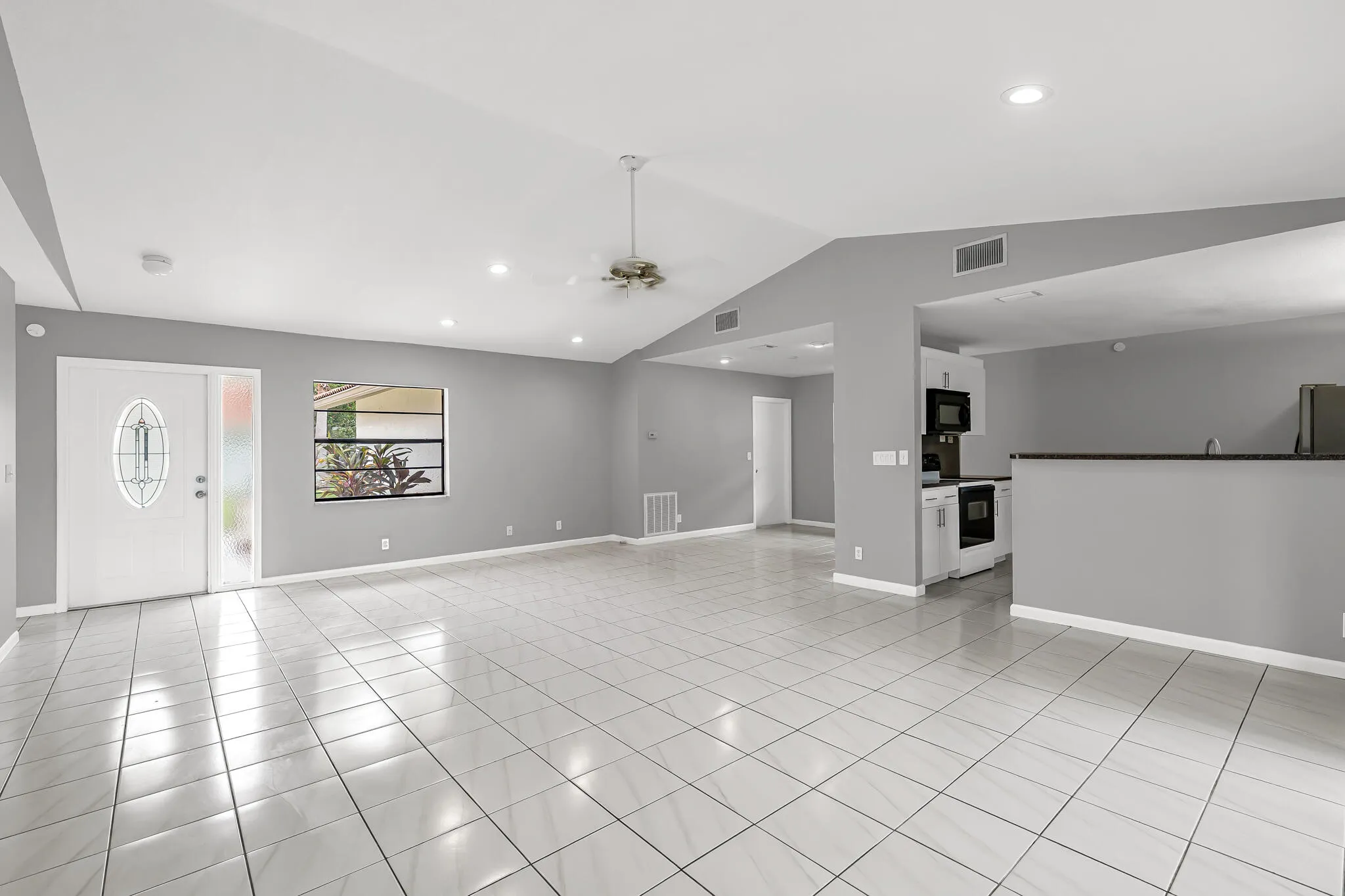 GREAT ROOM - Nice and open. Very flexible space.
