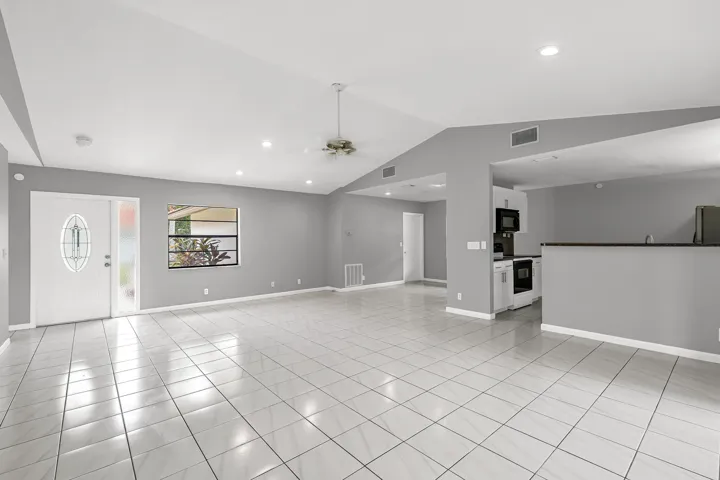 GREAT ROOM - Nice and open. Very flexible space.