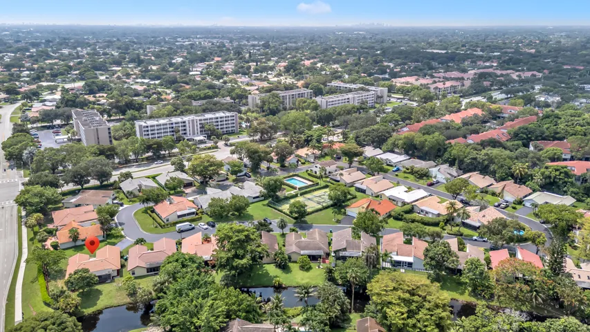 AERIAL OF SPRING CIRCLE VILLAS
