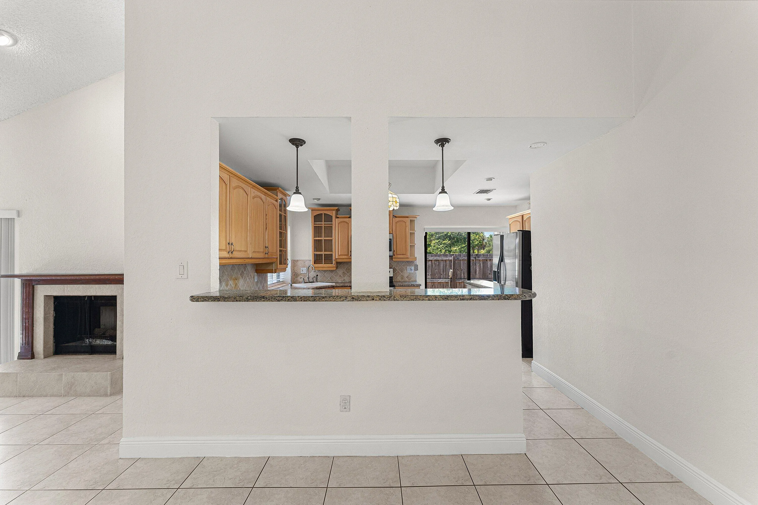 011-7627SierraDriveWest-BocaRaton-FL-334