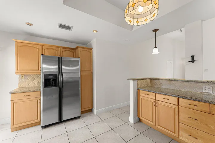 014-7627SierraDriveWest-BocaRaton-FL-334