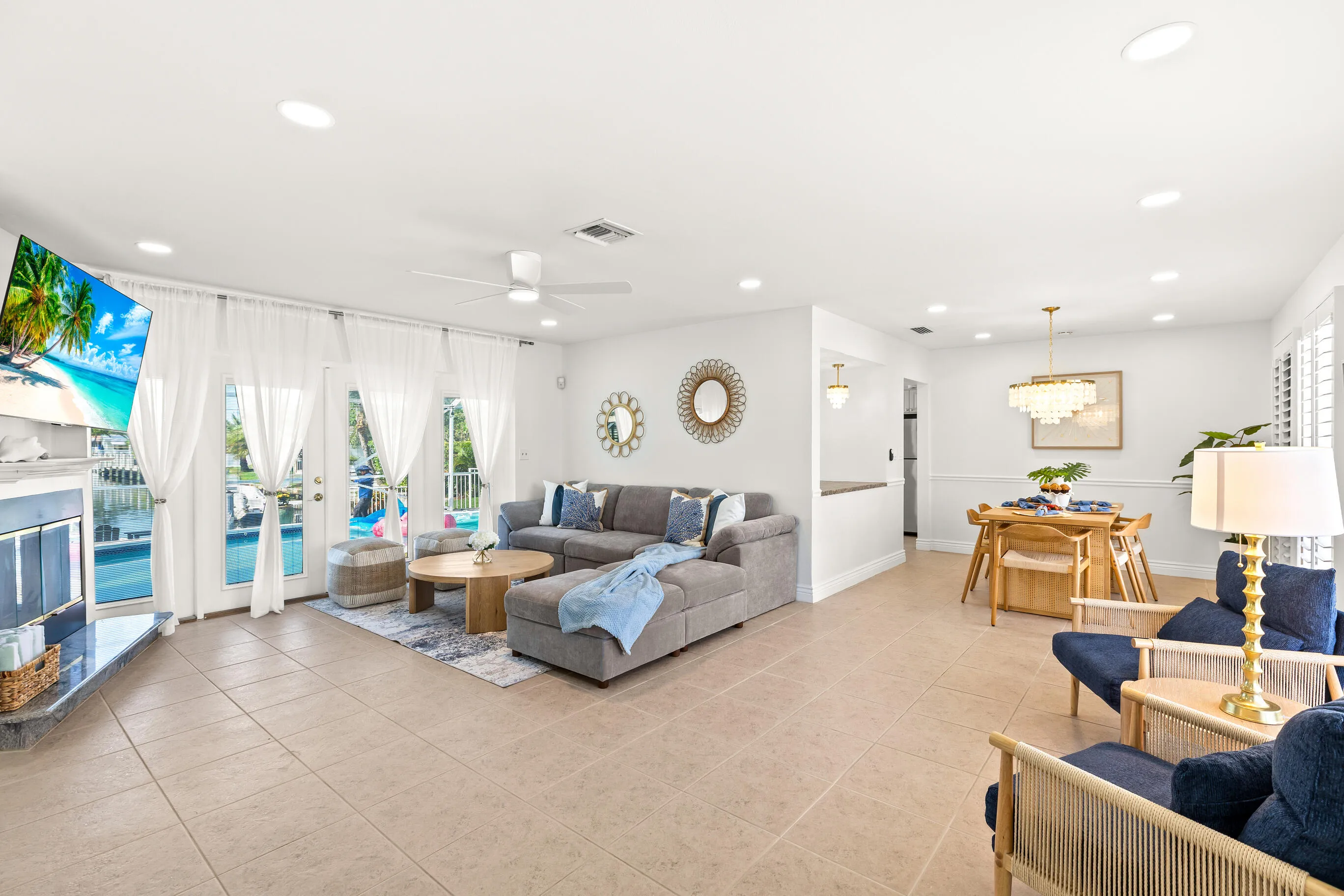 Living Room 4