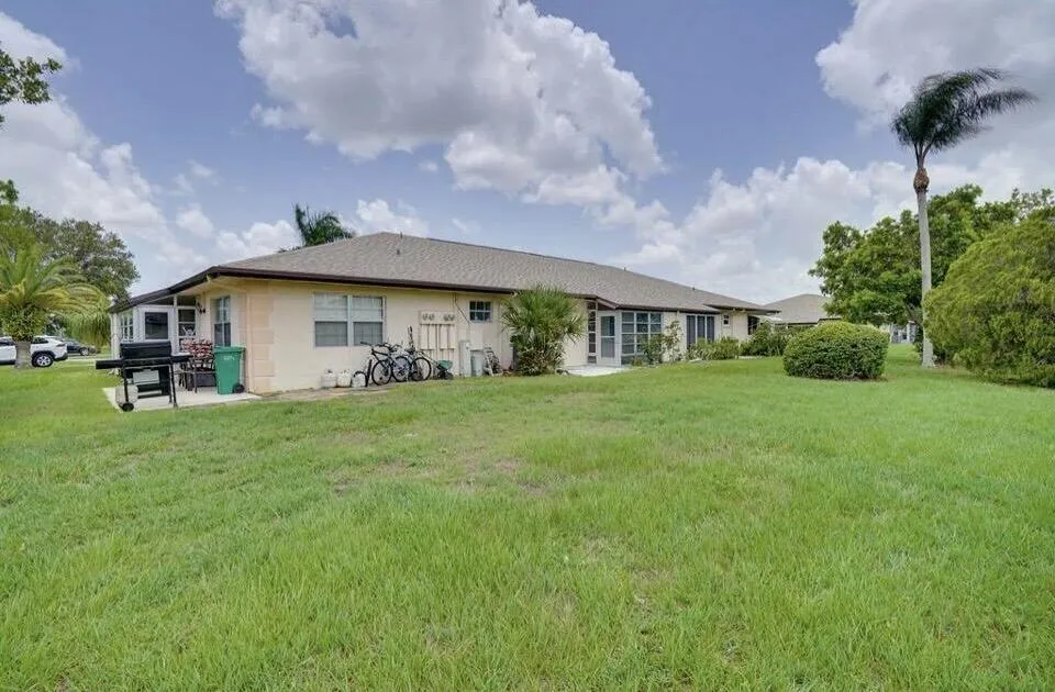 Property photo 33