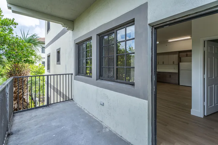 higher floor gives more privacy