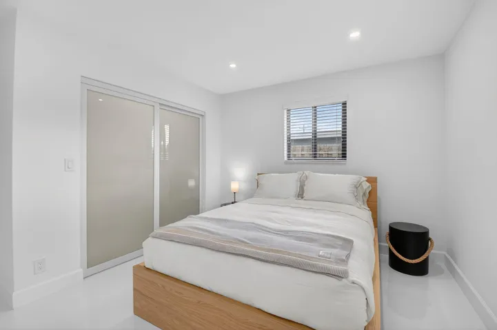 Guest bedroom