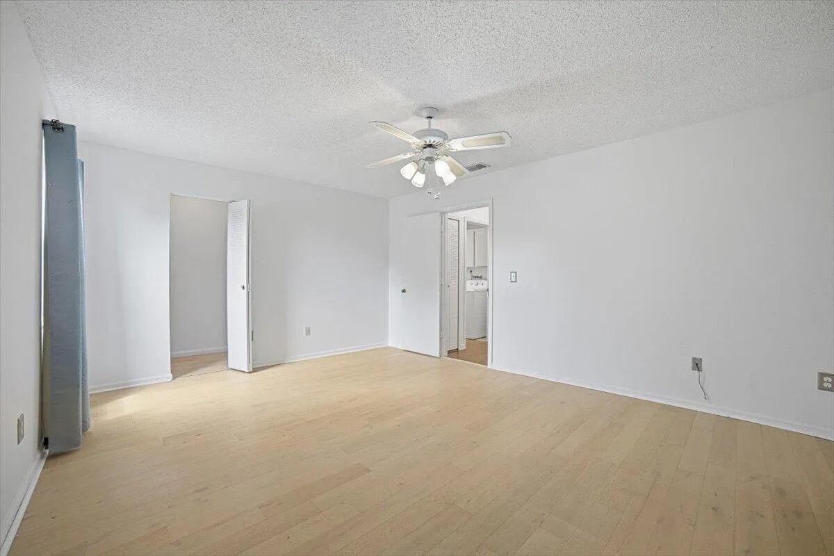 15-Bedroom1-C