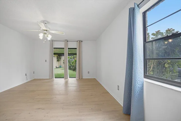 14-Bedroom1-B