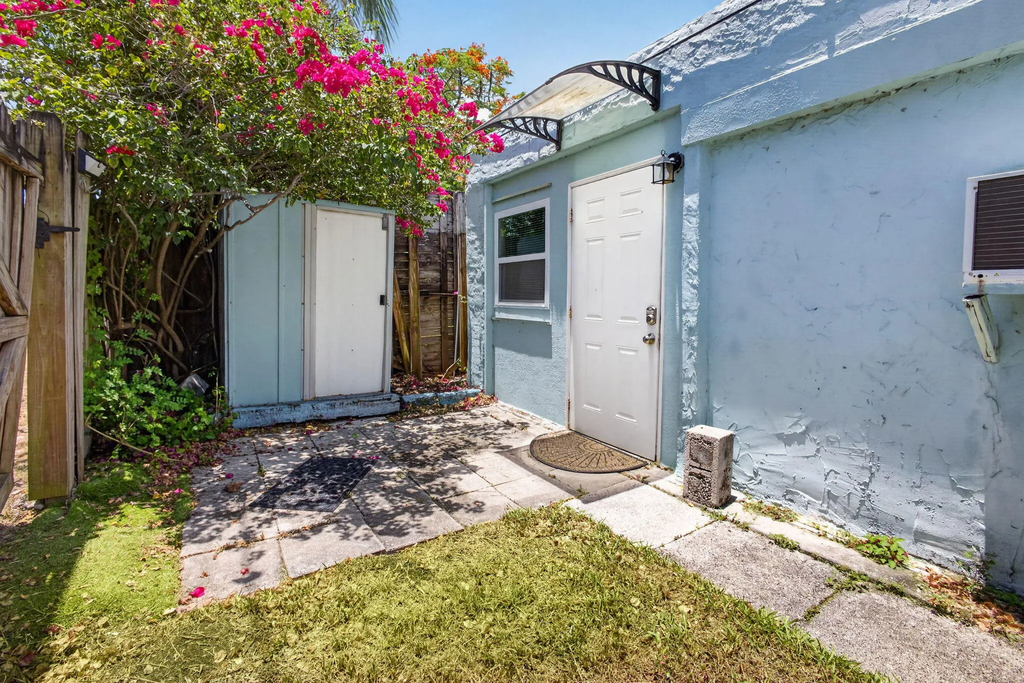 Unit 2 Private Entrance