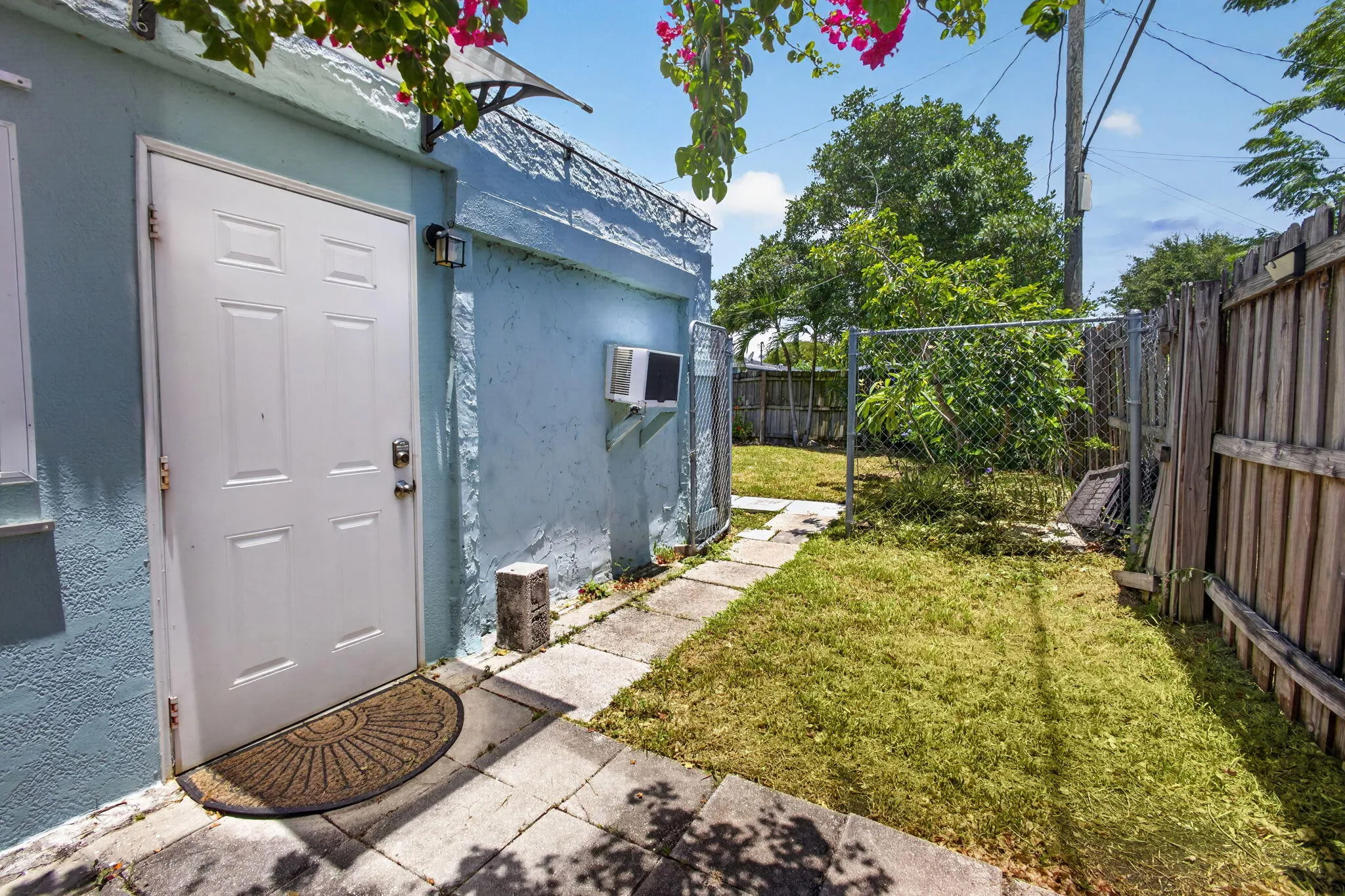 Unit 2 Private Entrance