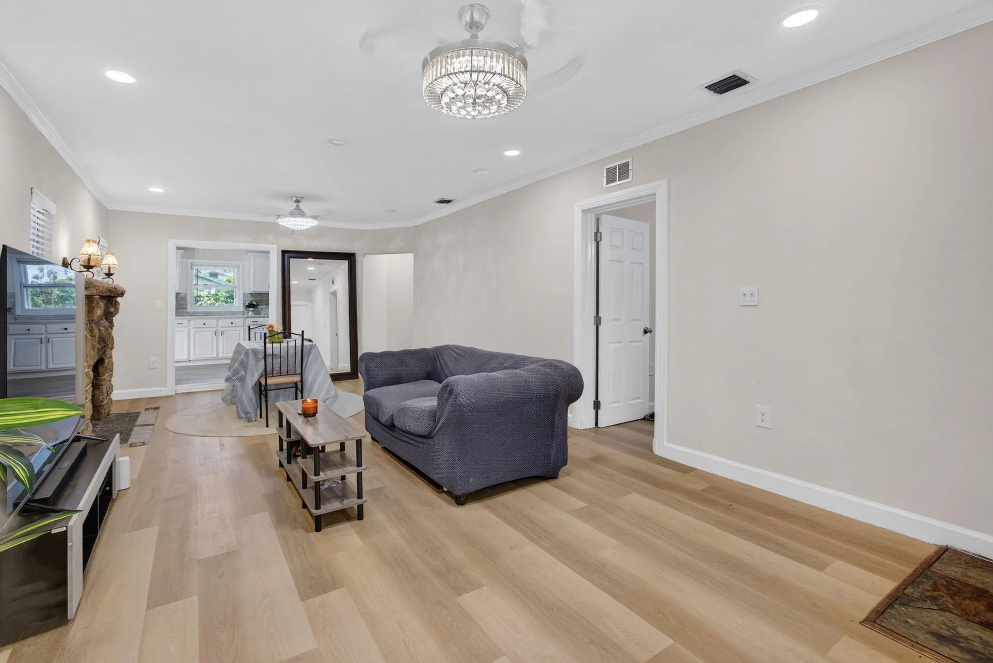 13-web-or-mls-5D1A9872