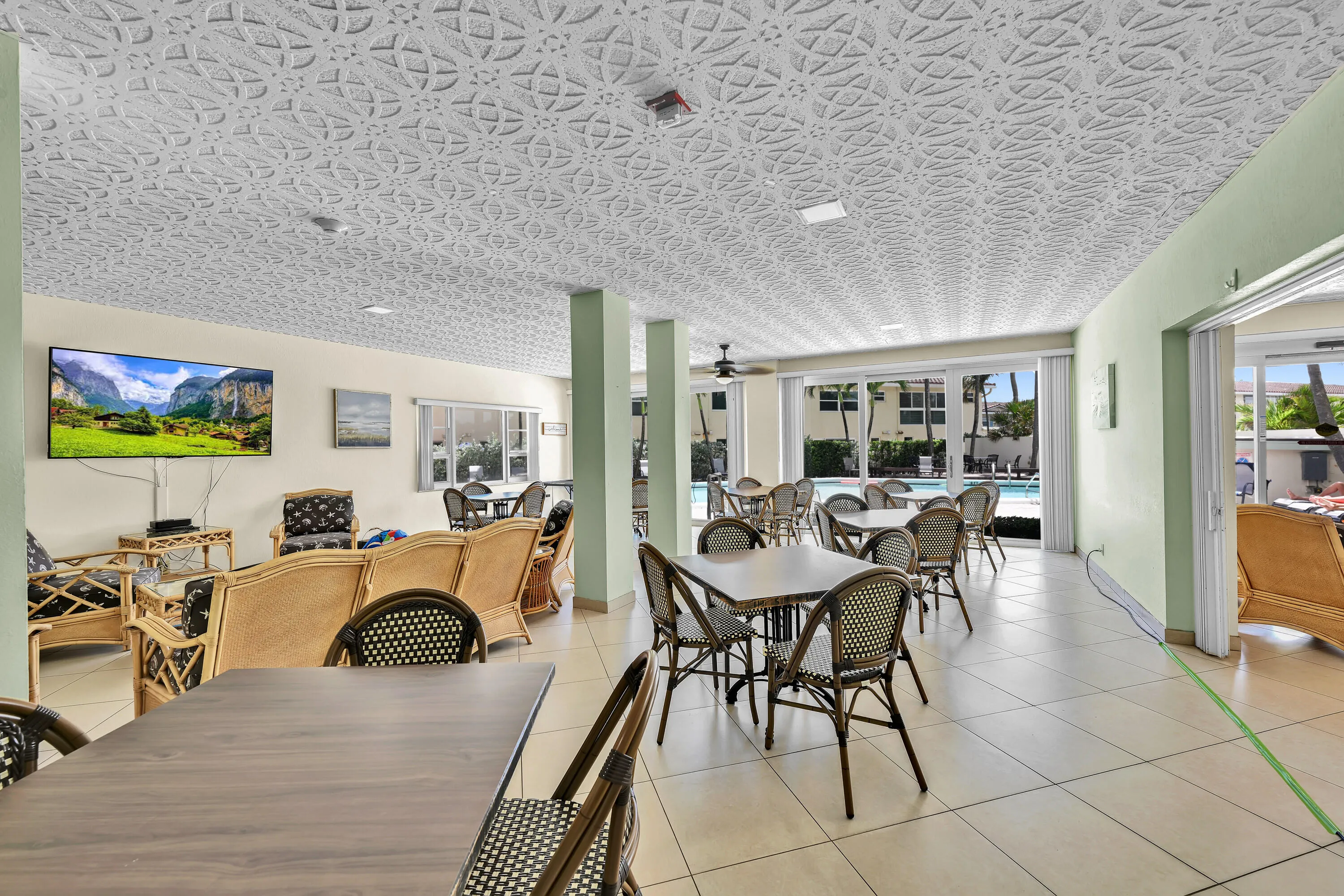 6000 N Ocean Blvd 8E 00031