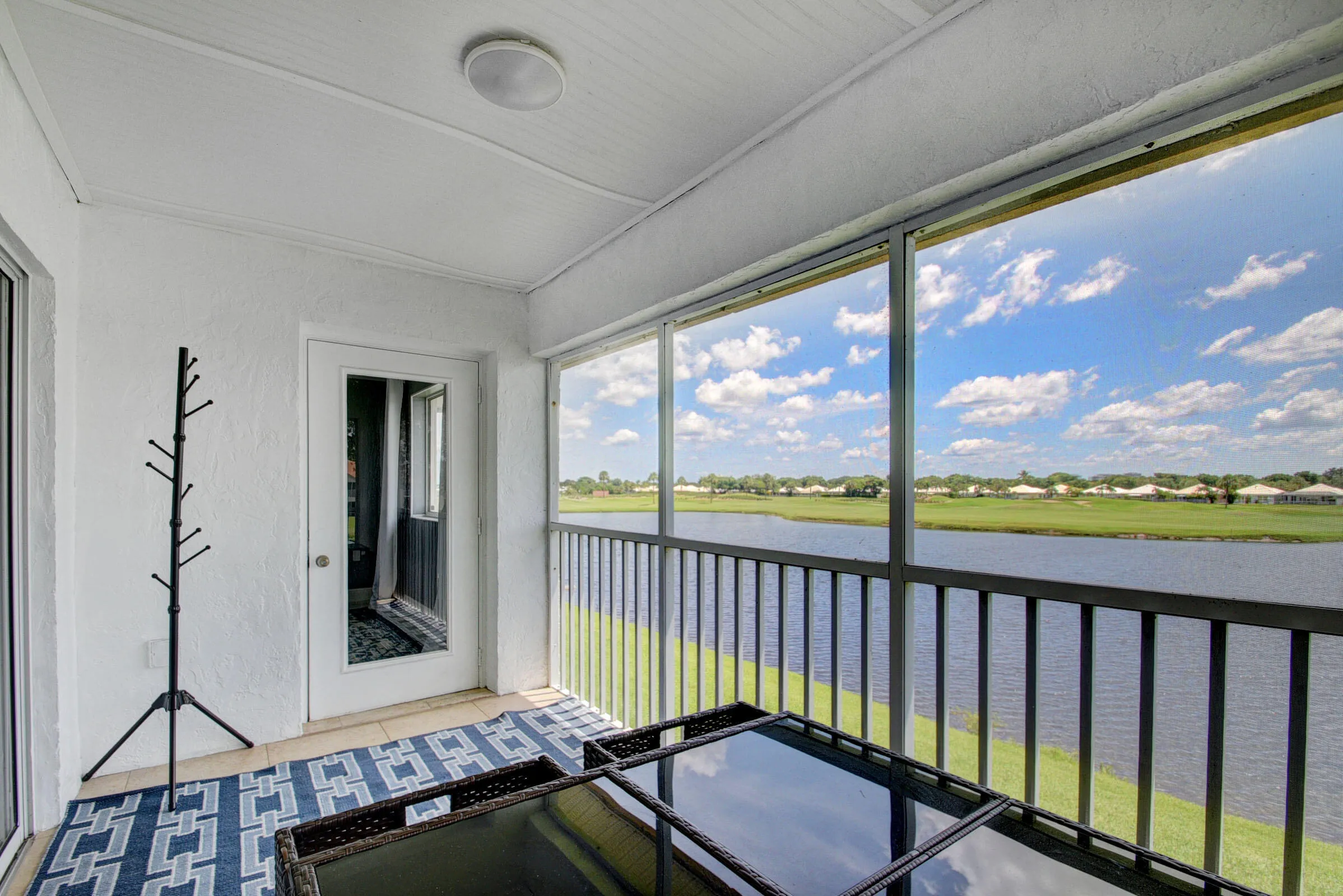22_apartment (22)