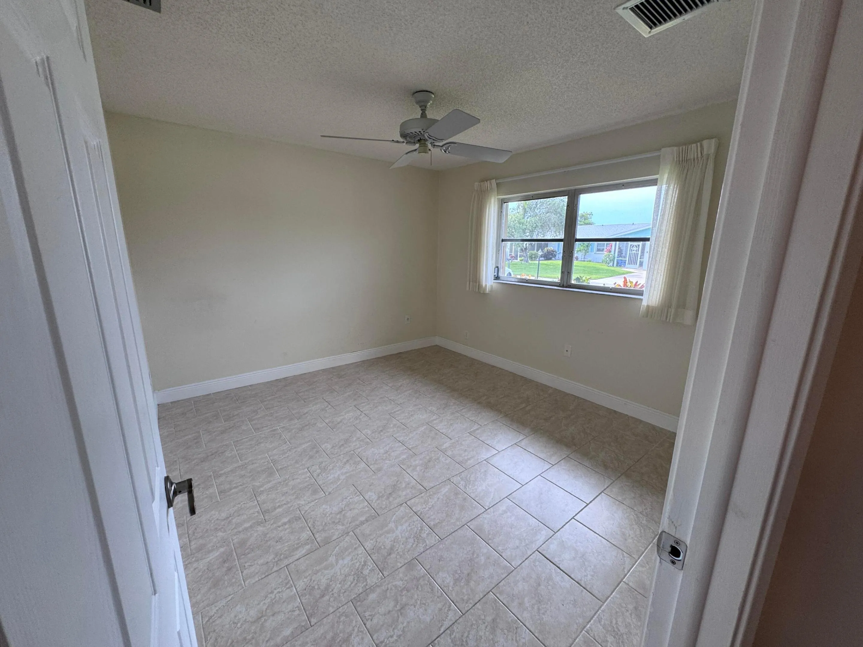 6407 Lasalle Seond Bedroom