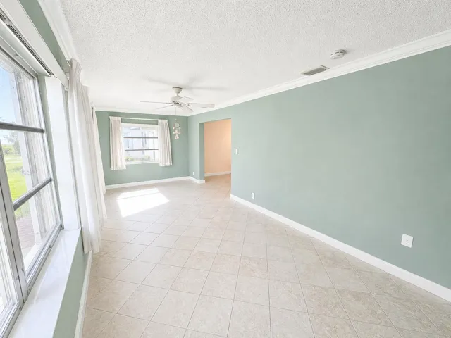 6401 Florida Room 1
