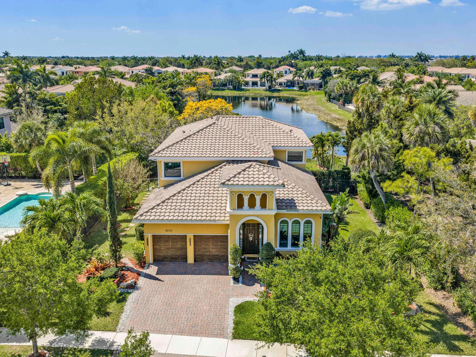 8256 Bradford Way Parkland FL 33076 USA-