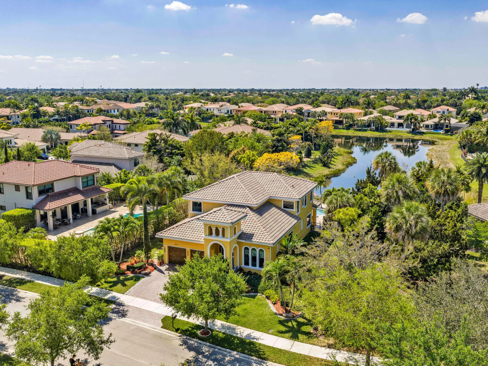 8256 Bradford Way Parkland FL 33076 USA-