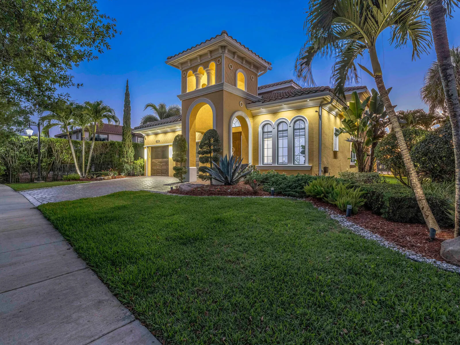 8256 Bradford Way Parkland FL 33076 USA-