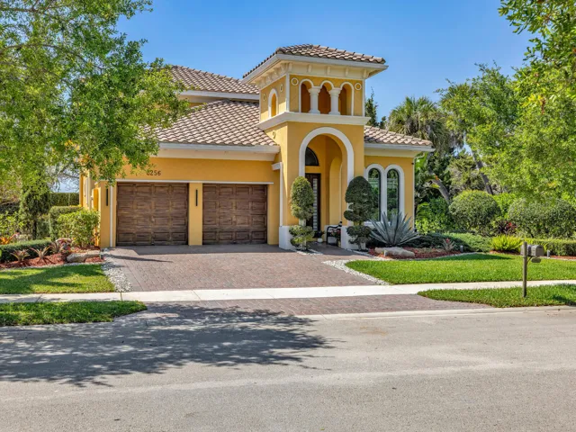 8256 Bradford Way Parkland FL 33076 USA-