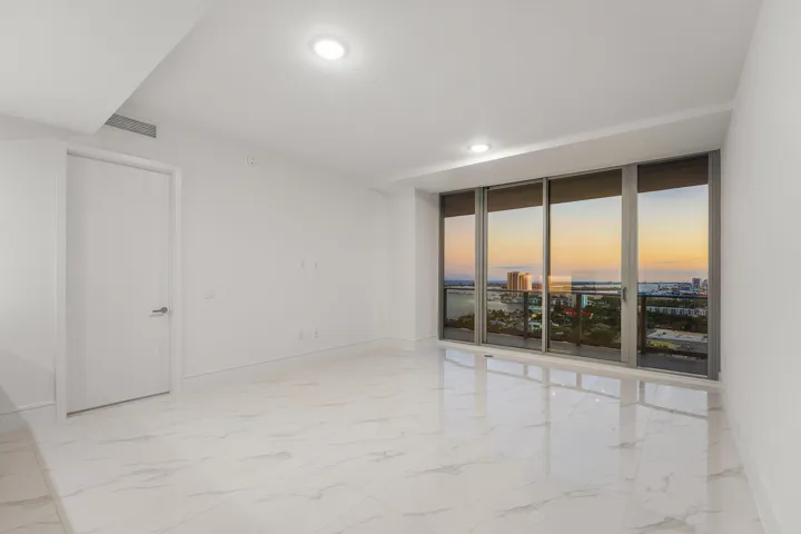 Living Area; South; Sunset (photo)