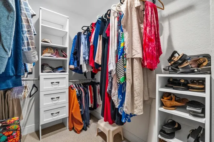 owner suite with walk in closet