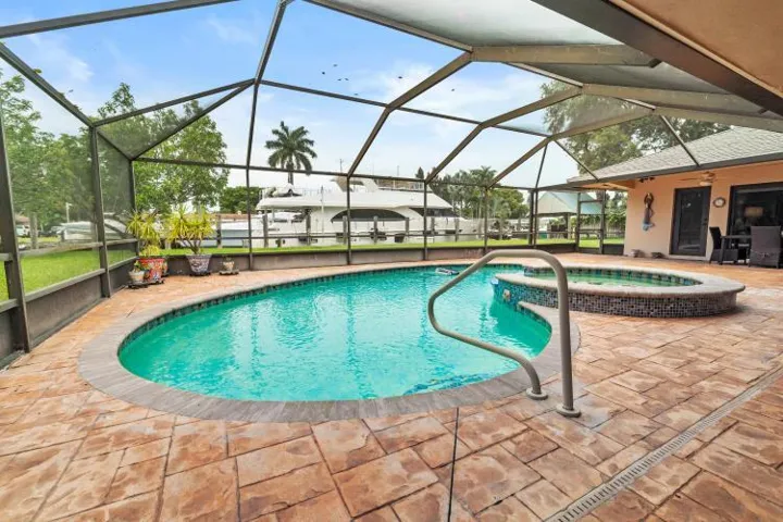 screened in pool