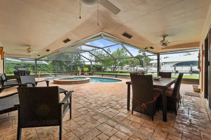Lanai under cover
