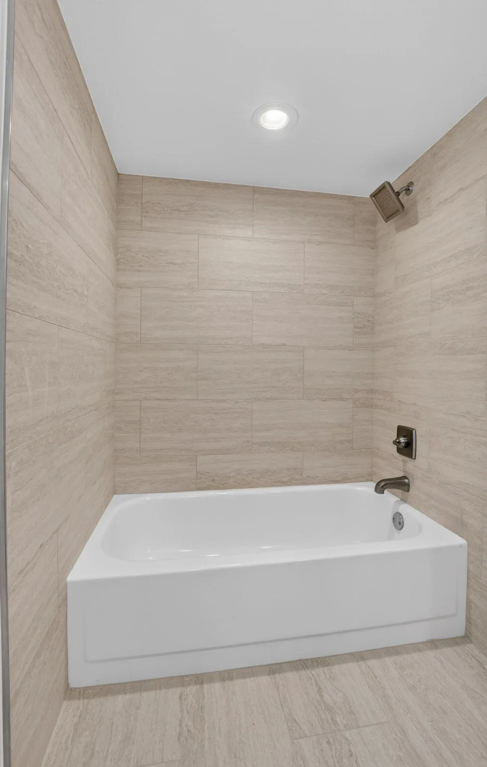 BATH 2 WITH COMBO TUB/SHOWER