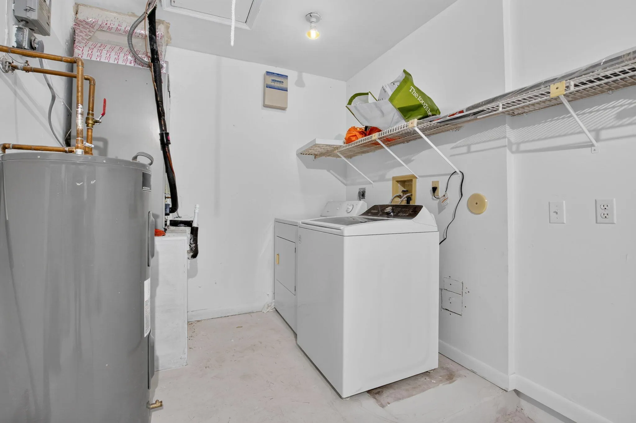 FULL SIZE WASHER/DRYER
