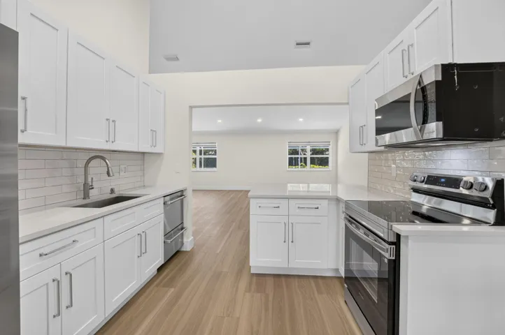 NEW KITCHEN