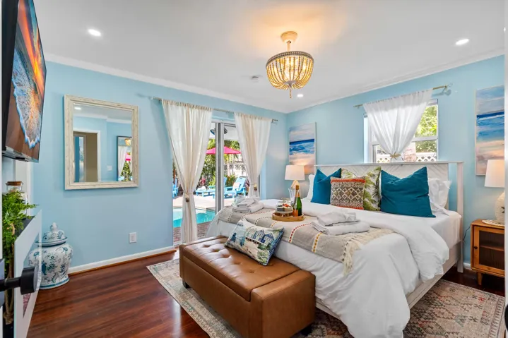 Primary Bed (Bedroom 1)