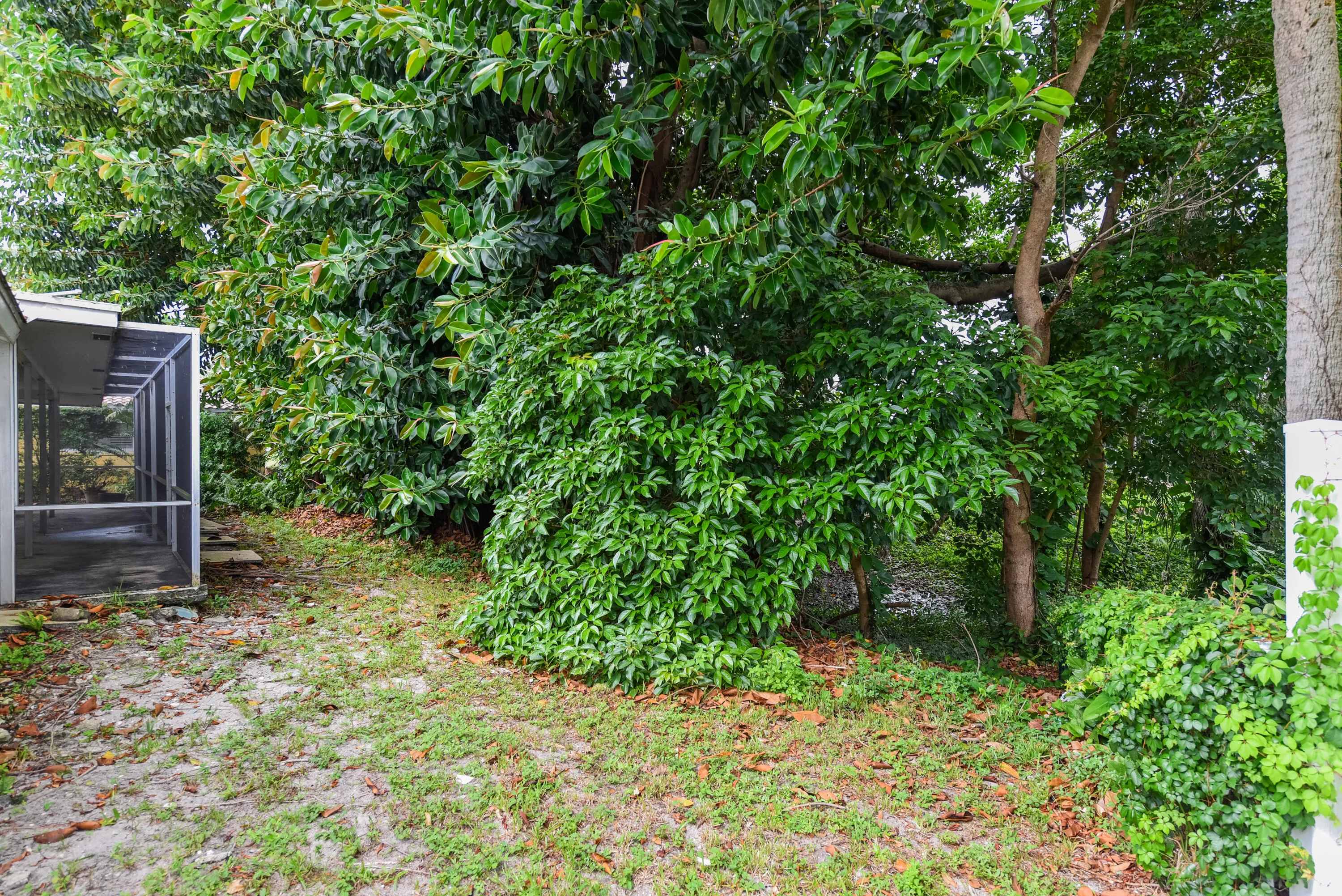 91 SW 11th Ave_Lois Ronan_3