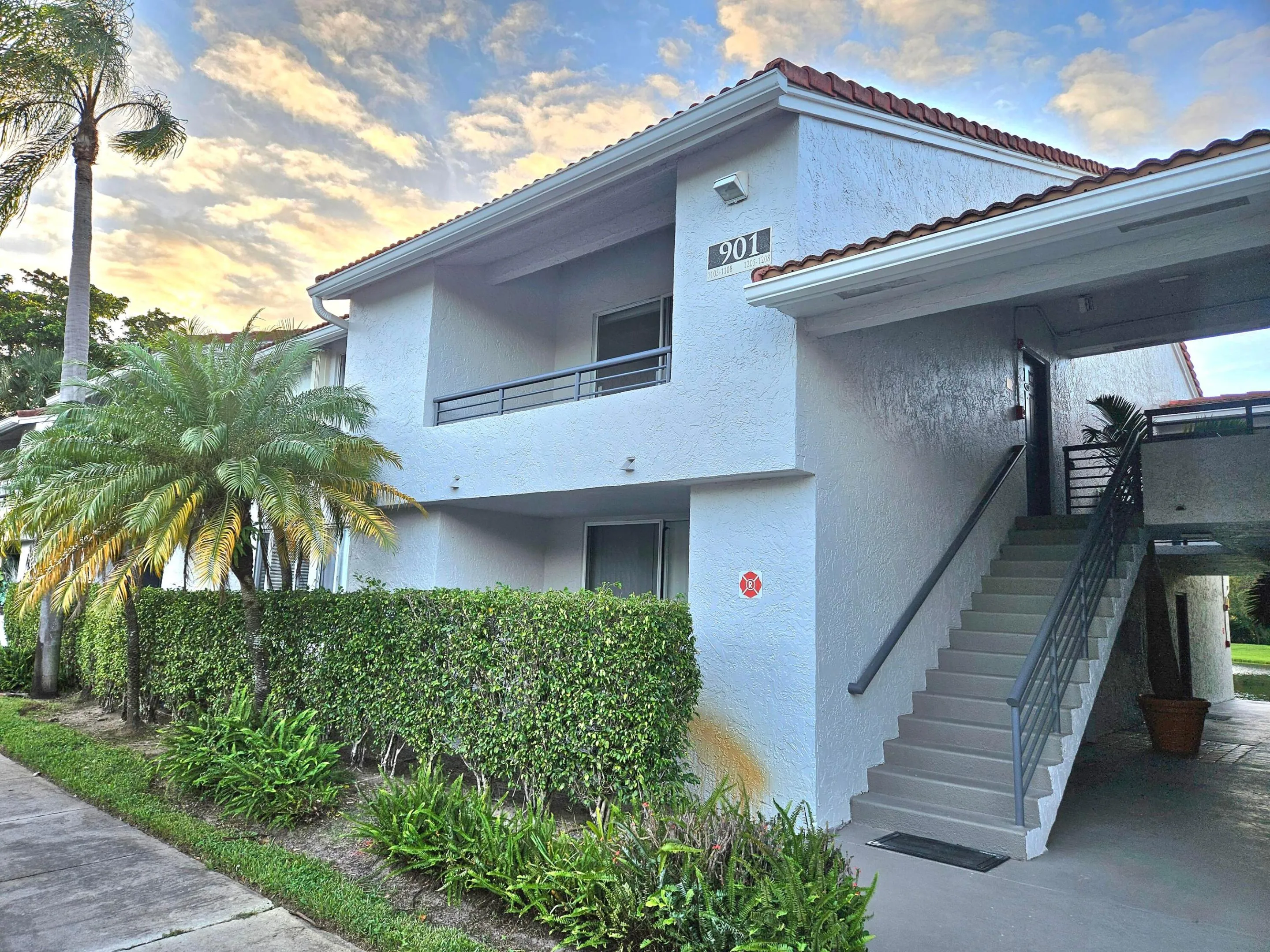 FRONT VIEW OF YOUR UNIT WHICH IS UP THE STAIRS AND FIRST DOOR ON THE LEFT.