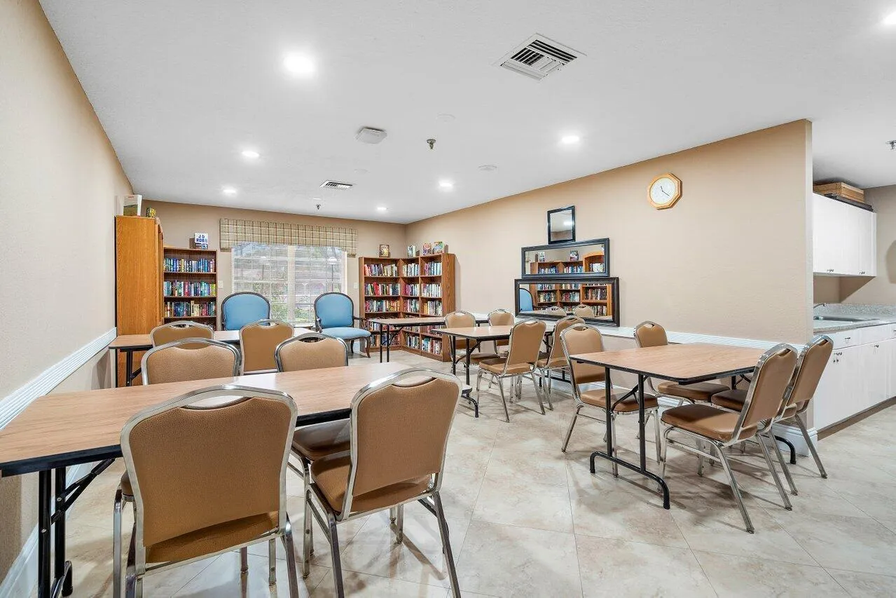 038-8286SpringlakeDrive-BocaRaton-FL-334