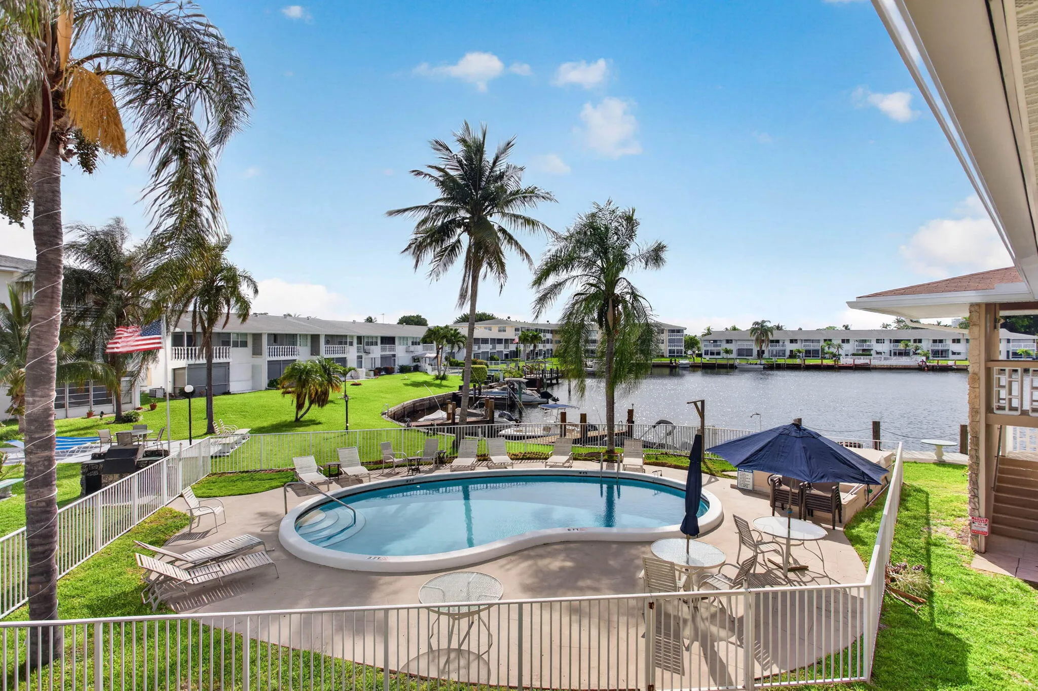 6-web-or-mls-298 Interiors-2091 (1)