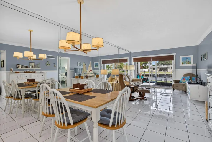 18-web-or-mls-298 Interiors-2153