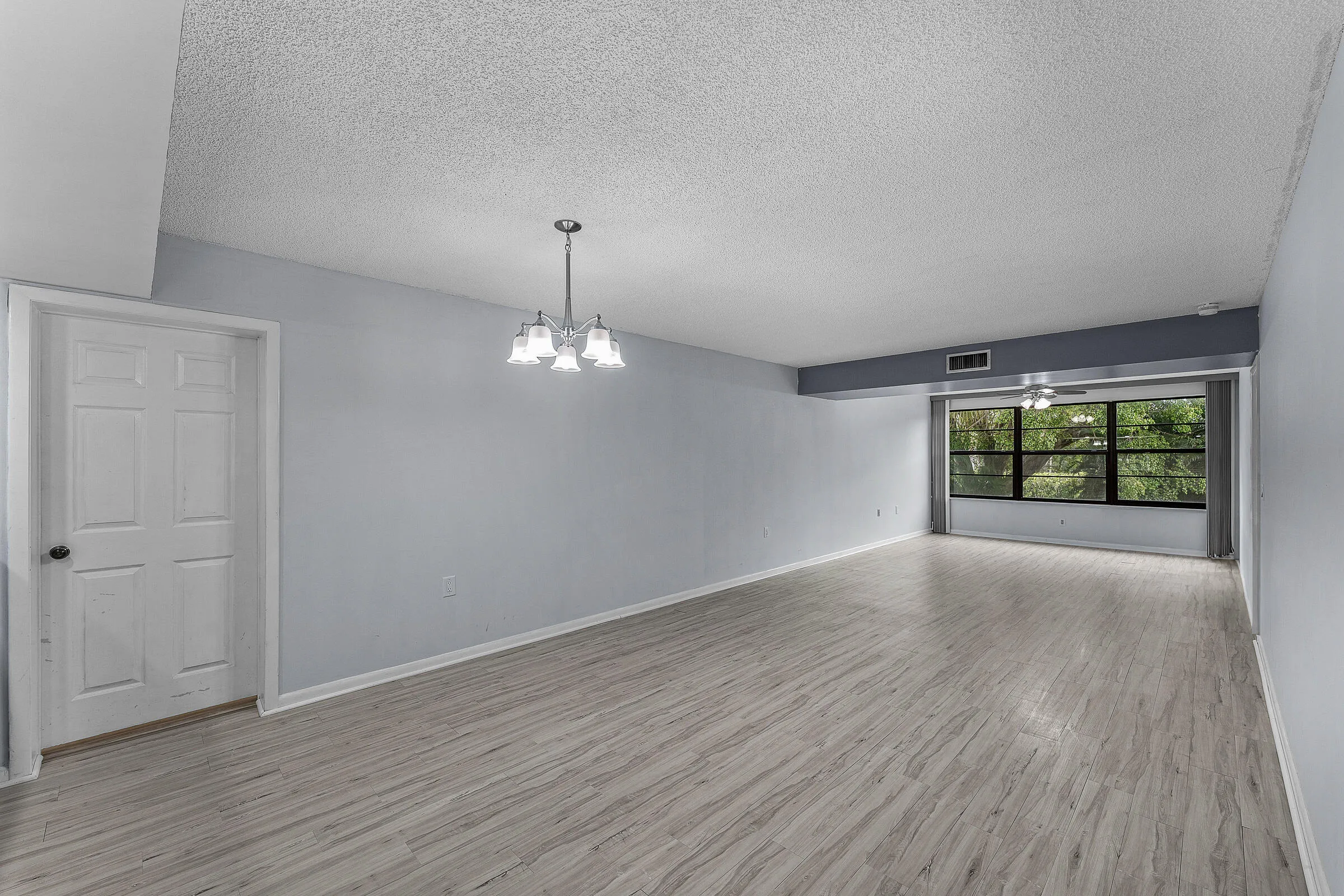 16-6097 Balboa Cir 202-MLS