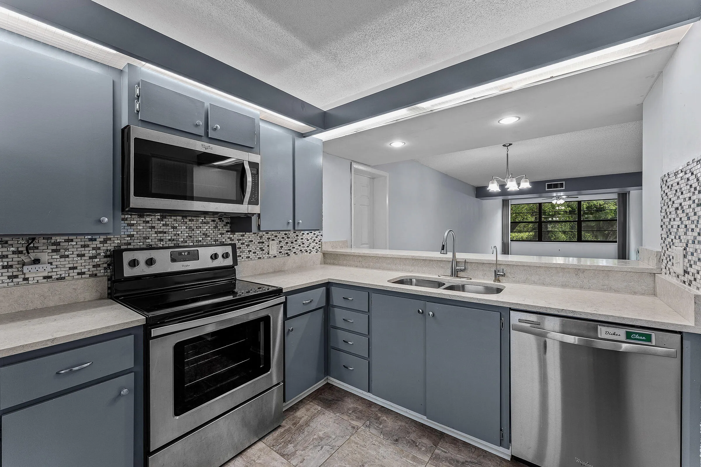 14-6097 Balboa Cir 202-MLS