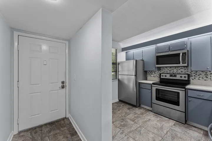 12-6097 Balboa Cir 202-MLS