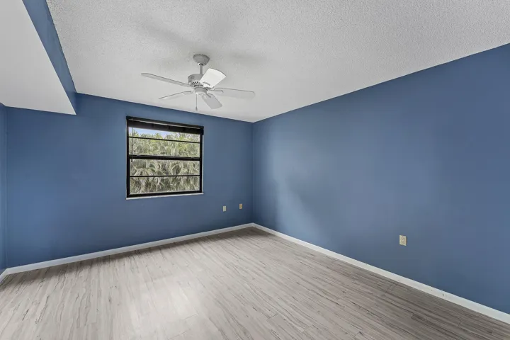 04-6097 Balboa Cir 202-MLS